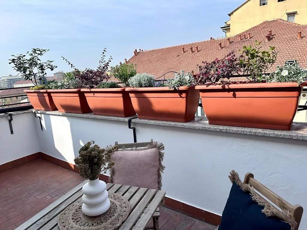 Apartament The Terrace Milano Bocconi District 0*, Mediolan